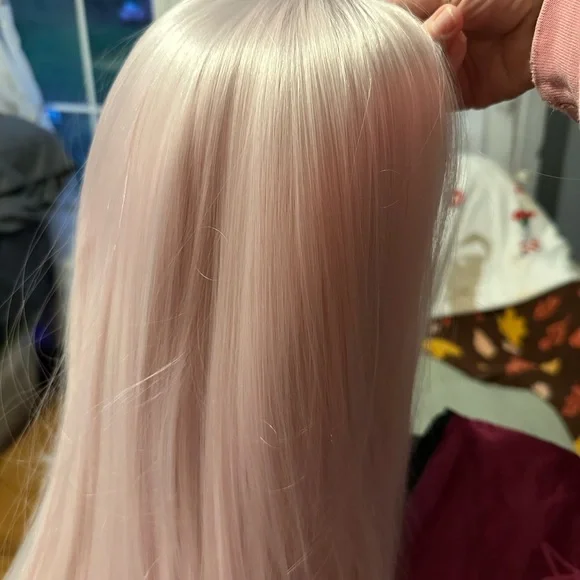 Chelsey Smith Crowns Royalty Luxe in Fairy Dust - Picture 5 of 5